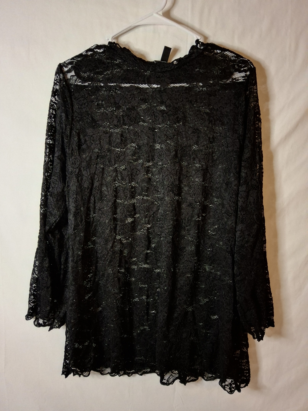 torrid Black Sheer Lace Long-Sleeve Top‎